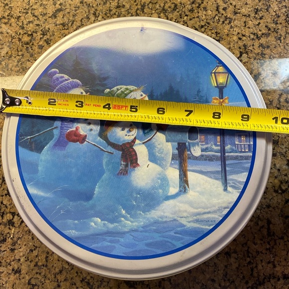 Vintage 90’s Christmas Tin’s - set of 2 - Picture 6 of 10